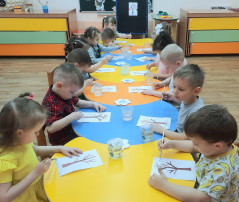 Группа Фиалки Группа Фиалки.